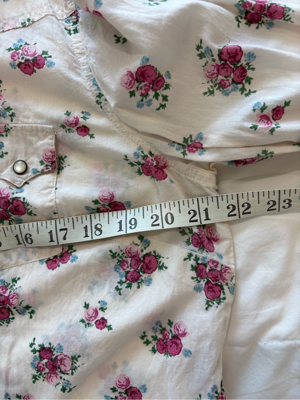 100% Cotton Romantic Western Cowgirl Shirt Roses Pearl Snap Pockets XL Mossimo - Picture 7 of 10